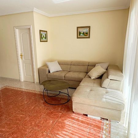 Hugo'S Holiday Apartment In Costa Del Silencio アロナ エクステリア 写真